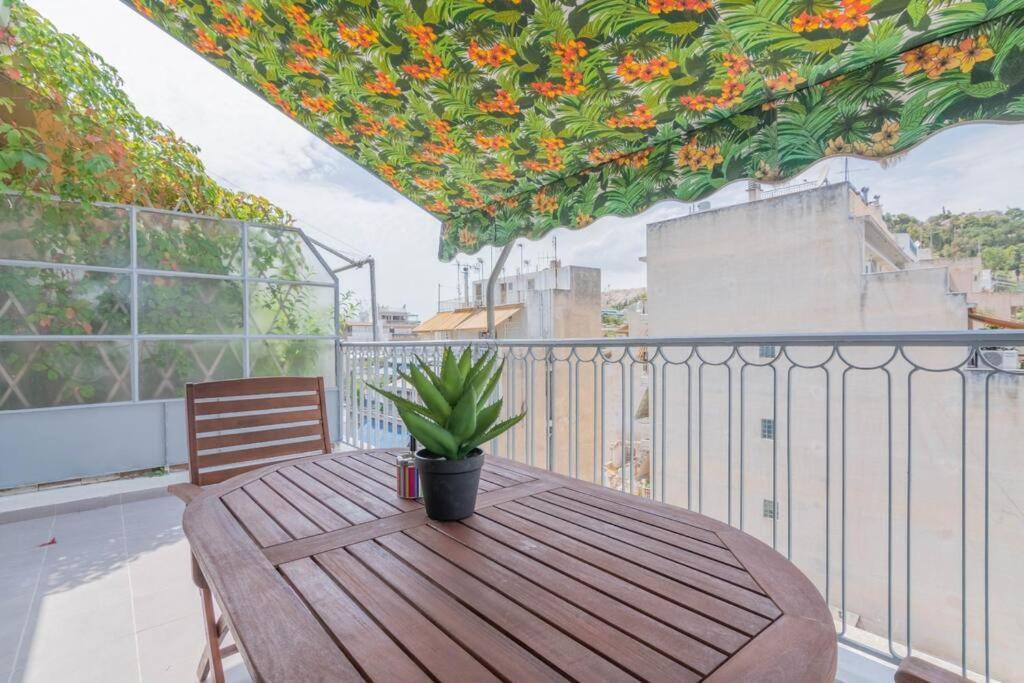 Apartamento Garden Of Eden In Koukaki Atenas Exterior foto