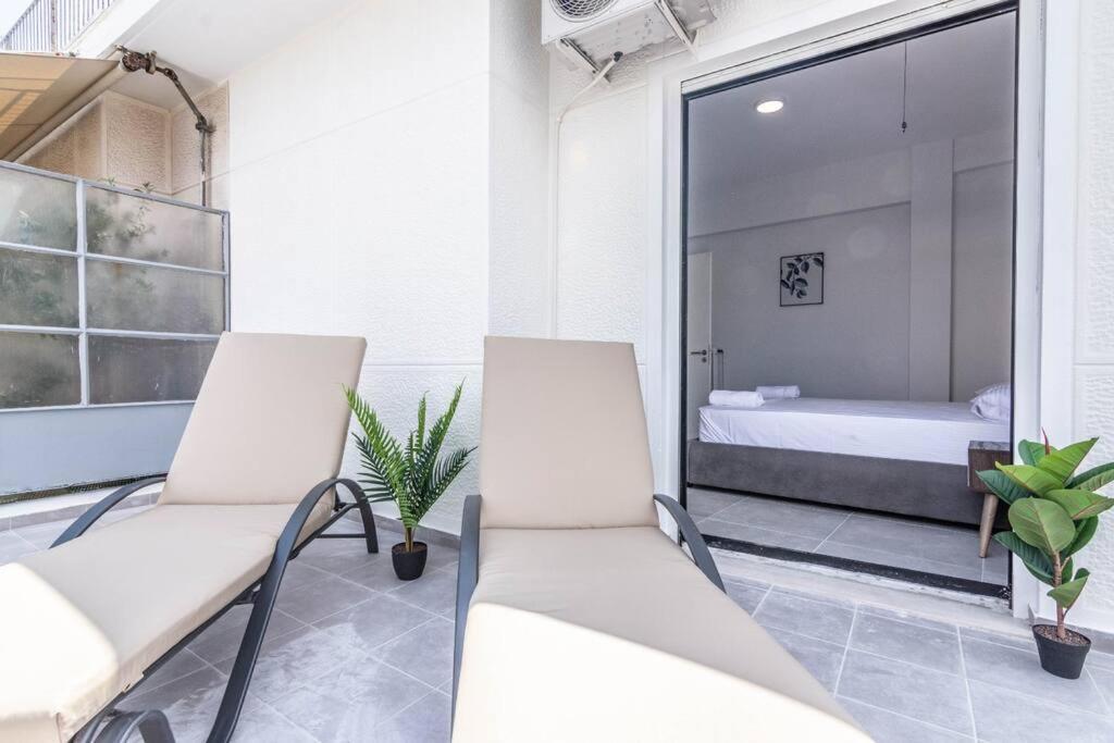 Apartamento Garden Of Eden In Koukaki Atenas Exterior foto